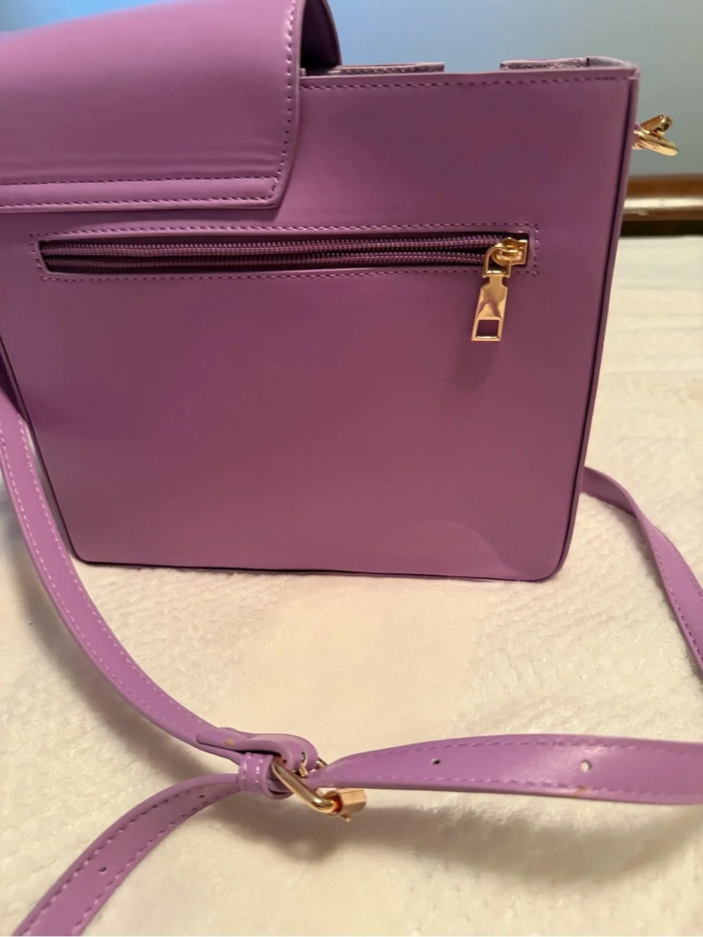 Lilac Crossbody Bag with Integrated Cup Holder - Unbranded